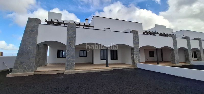 Foto 46f33dce-e2cc-476c-99d2-60acfafde450. Apartament amb aparcament piscina a Corralejo Oliva (La)