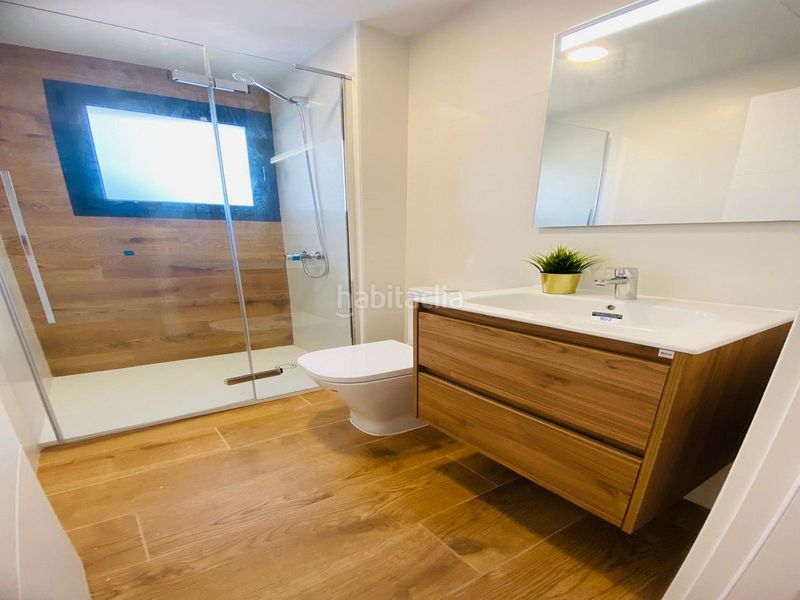 Foto 48d9eee0-7f2d-43dc-b1e9-7d69b6145ab2. Apartament amb aparcament piscina a Corralejo Oliva (La)