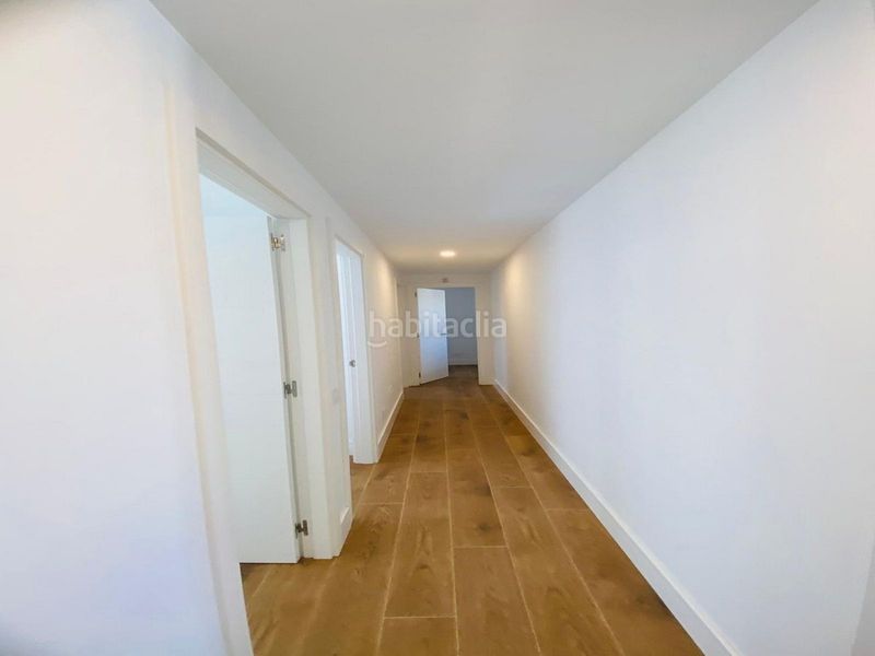 Foto ad8d08fe-ccb4-4b09-9b88-f252de2121e0. Apartament amb aparcament piscina a Corralejo Oliva (La)