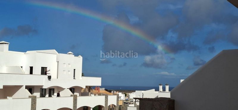Foto cc91ee93-f6e6-4917-9448-0a26710380a5. Apartament amb aparcament piscina a Corralejo Oliva (La)