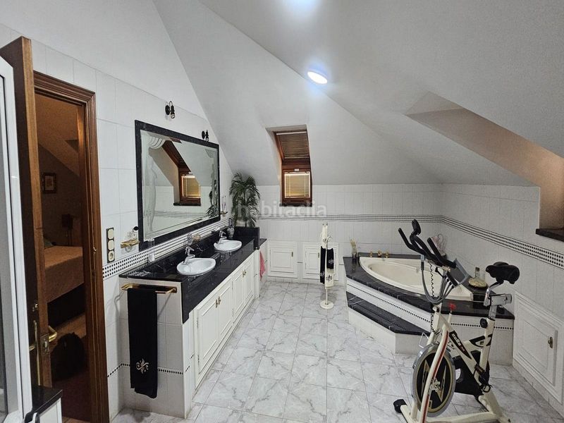 Foto 045fb9b4-1678-4d4a-88b5-51bb5674b932. Apartament amb aparcament piscina a Centro ciudad Fuengirola