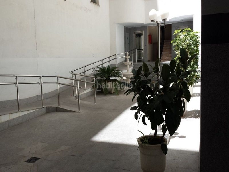 Foto 2f50a86e-4299-4b85-bcff-a76f4db8d367. Apartament amb aparcament piscina a Centro ciudad Fuengirola