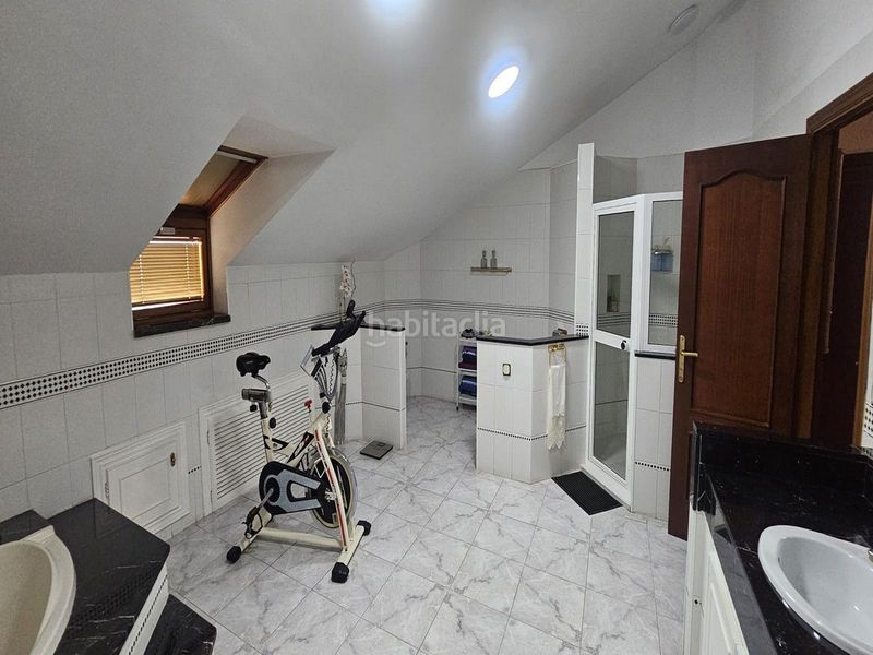 Foto 4ba48e4d-ad61-4810-b970-3d88e85761fe. Apartament amb aparcament piscina a Centro ciudad Fuengirola