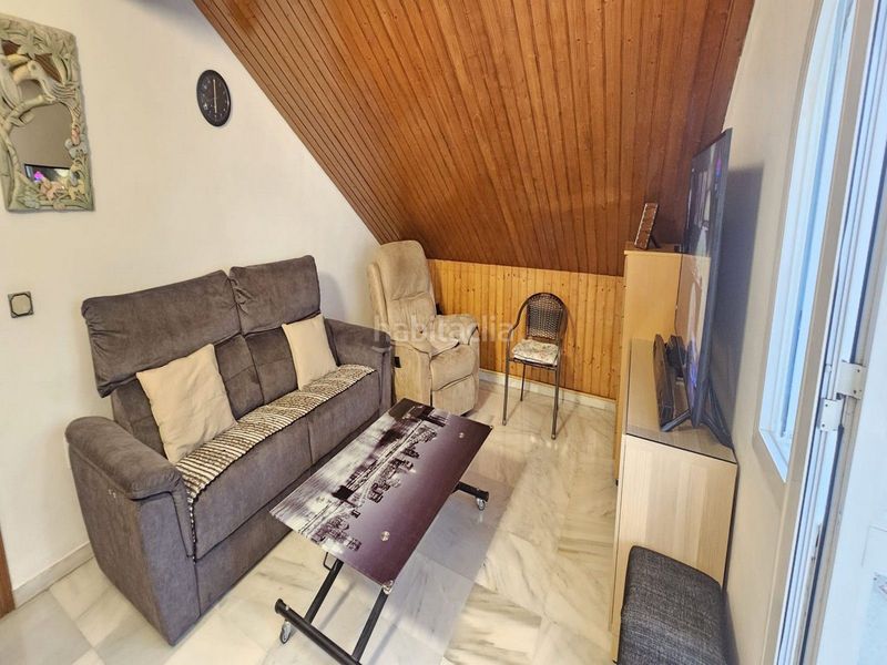 Foto 4c2d5dbc-f985-467e-8e50-7e2dfa4667f2. Apartament amb aparcament piscina a Centro ciudad Fuengirola