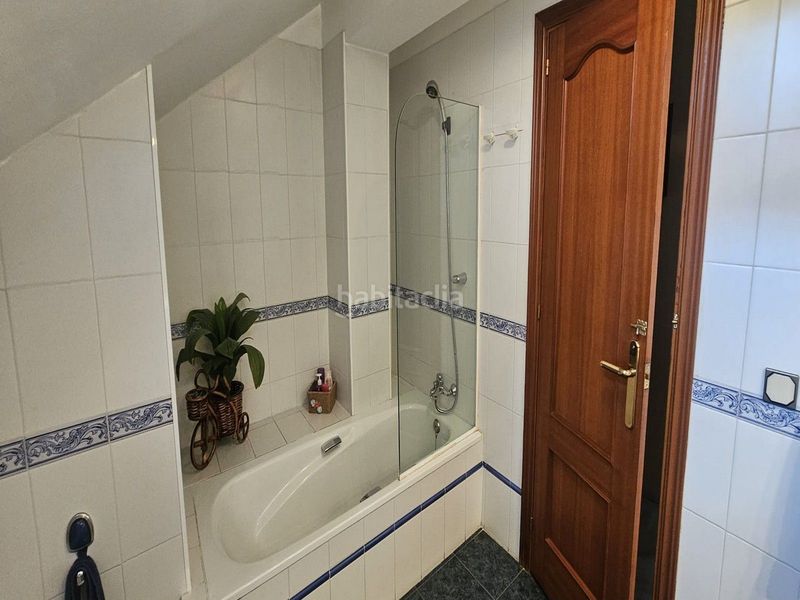 Foto c63740bf-6c38-4997-bdbb-dd07404a6c60. Apartament amb aparcament piscina a Centro ciudad Fuengirola