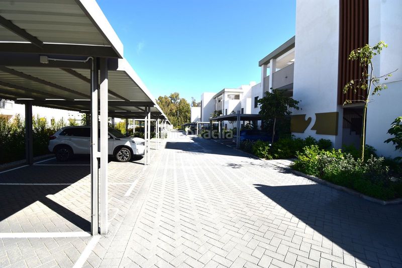 Foto e8aa30be-f461-472c-adda-448a4ebbe33c. Apartament amb aparcament a marina de Casares Casares