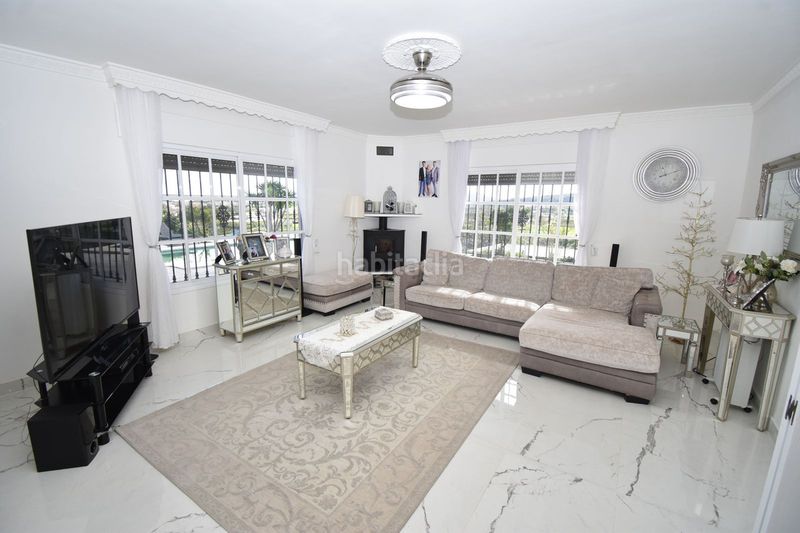 Foto 17dc780a-feb0-4aff-a0a6-388c709fed4e. Casa amb aparcament piscina a Coín