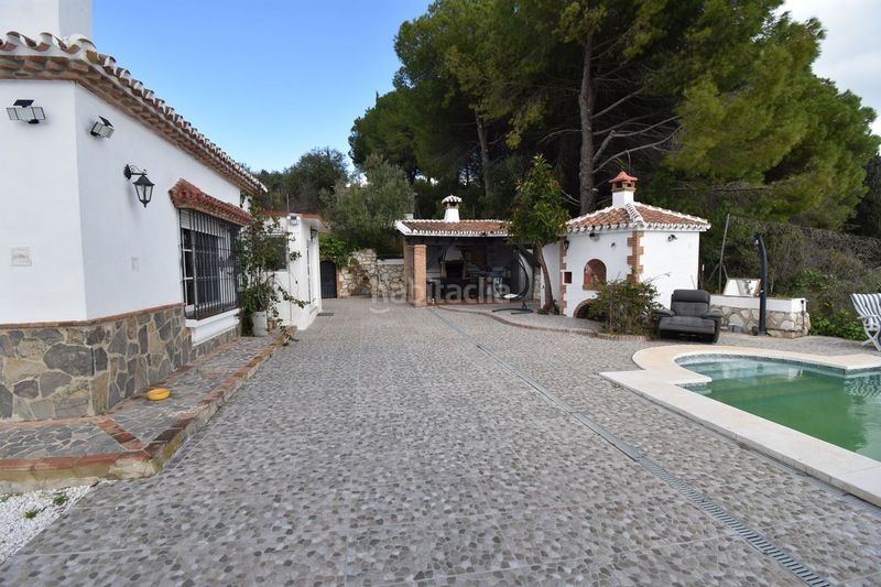 Foto 336f2b27-bb8c-47f2-827f-bcea2da401ef. Casa amb aparcament piscina a Coín