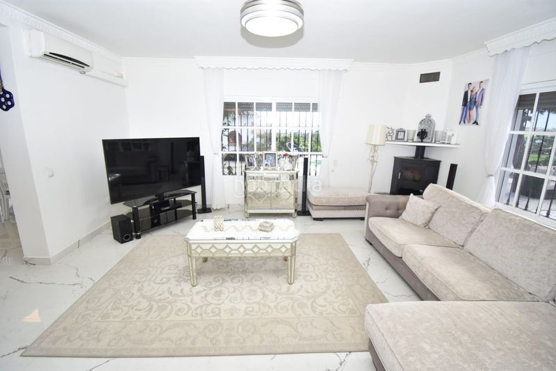 Foto 7a69abc6-4c83-4286-a4ef-b3500304e0e4. Casa amb aparcament piscina a Coín