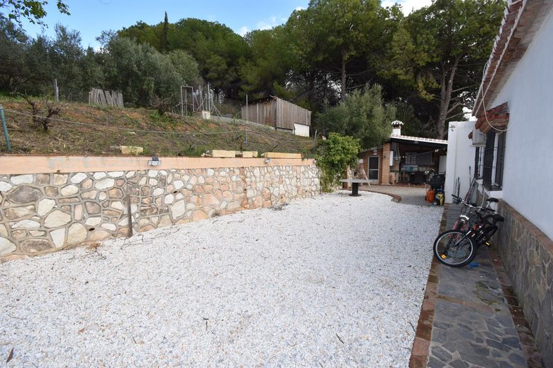 Foto d507d266-b767-47fd-879a-3611a725a5a3. Casa amb aparcament piscina a Coín