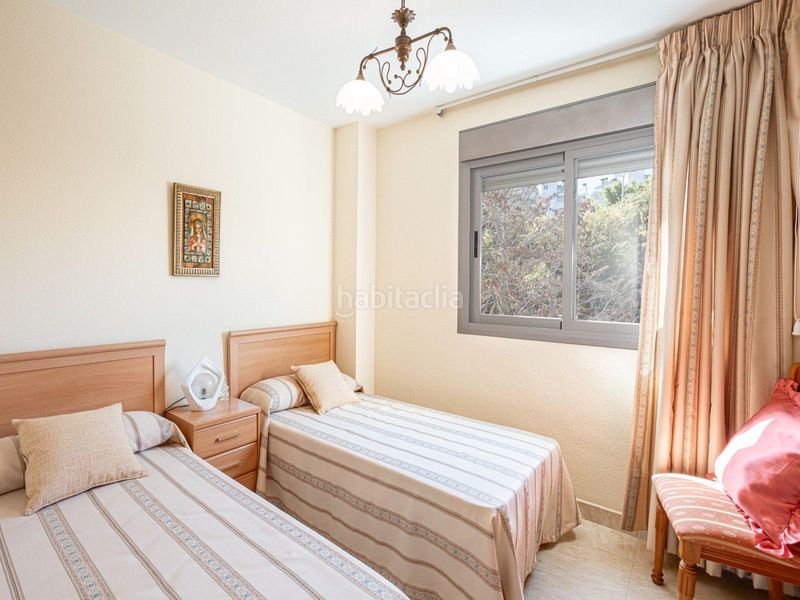 Foto 3b9415db-0d7f-4baf-82b7-dacad7a17698. Apartament amb aparcament a Castillo Sohail - Myramar Fuengirola