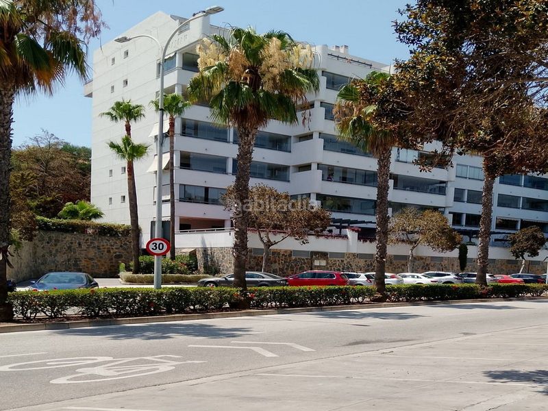Foto c6078799-d94e-4dc8-9146-11a9ce3c5ad4. Apartament amb aparcament a Castillo Sohail - Myramar Fuengirola