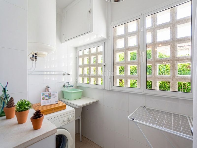 Foto 55fa5c5b-a49e-46de-b777-cbad69da0686. Apartament amb aparcament piscina a Las Flores Mijas