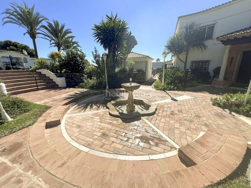 Foto fe46fae9-0cdd-4ff7-bd3a-0b24b293318d. Apartament amb piscina a Parque Central Estepona