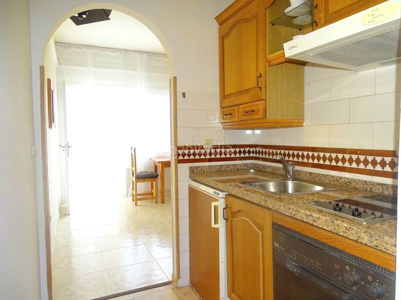 Foto 18ca9c99-48d6-47f5-8f58-197e7ed1e26e. Apartament amb piscina a Manantiales-Estación de Autobuses Torremolinos