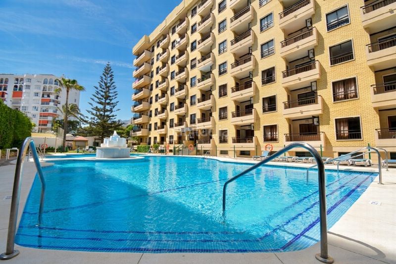 Foto dc3a30c4-ea12-4326-9c17-05d0d6c15cd3. Apartament amb piscina a Playa de los Boliches Fuengirola