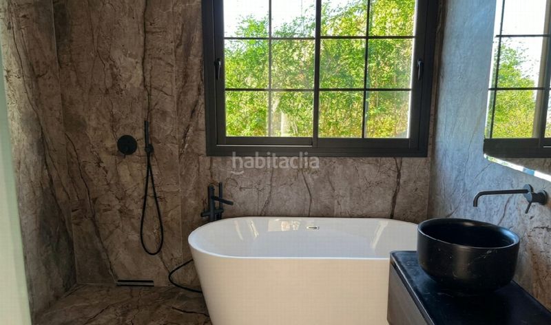 Foto 6dcb5c79-845c-41d9-8316-632f113c1f80. Casa a Las Flores Mijas