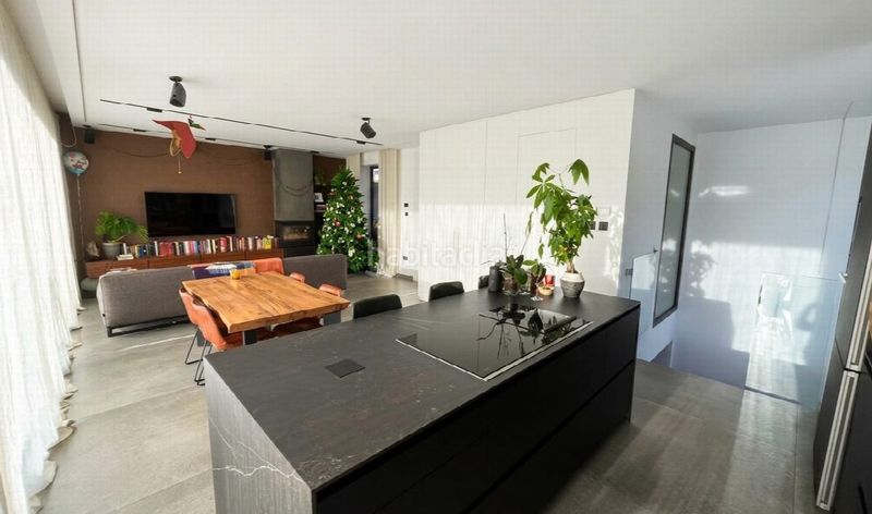 Foto a03564f0-bcc6-4179-98fd-173bb1599725. Casa a Las Flores Mijas