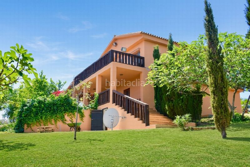 Foto 1d11bc37-765f-4ad3-a20d-81f7de287a6f. Casa a Las Flores Mijas