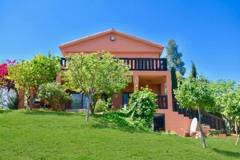 Foto 5495c470-2826-4508-914a-991acf795814. Casa a Las Flores Mijas