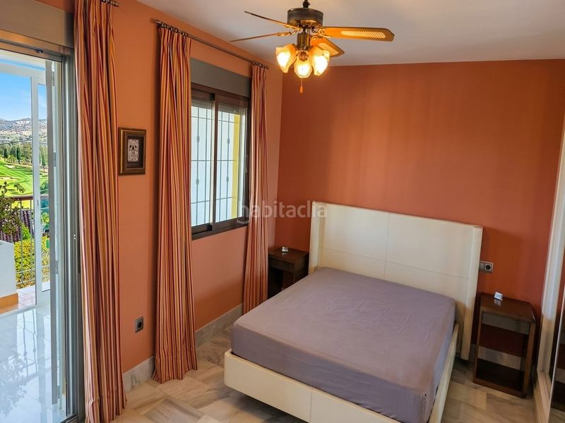 Foto fedc7d9d-2a52-49d2-a493-b27fd0f77572. Casa en Las Flores Mijas