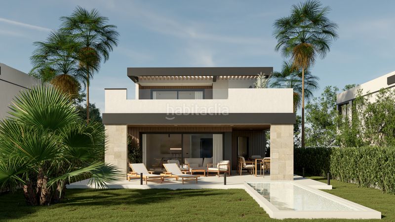 Foto e22e6e54-3dff-4a82-84a7-dc567cafb6af. Casa amb piscina a Cancelada Estepona