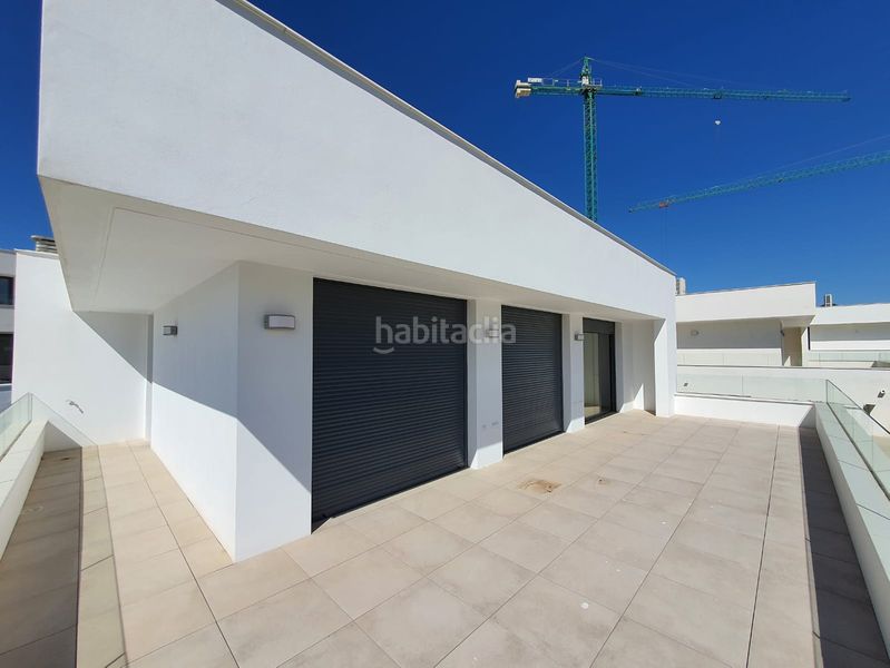Foto c8bc7983-b600-4a30-a2ea-cd5c75fdaa96. Casa a El Castillo Manilva