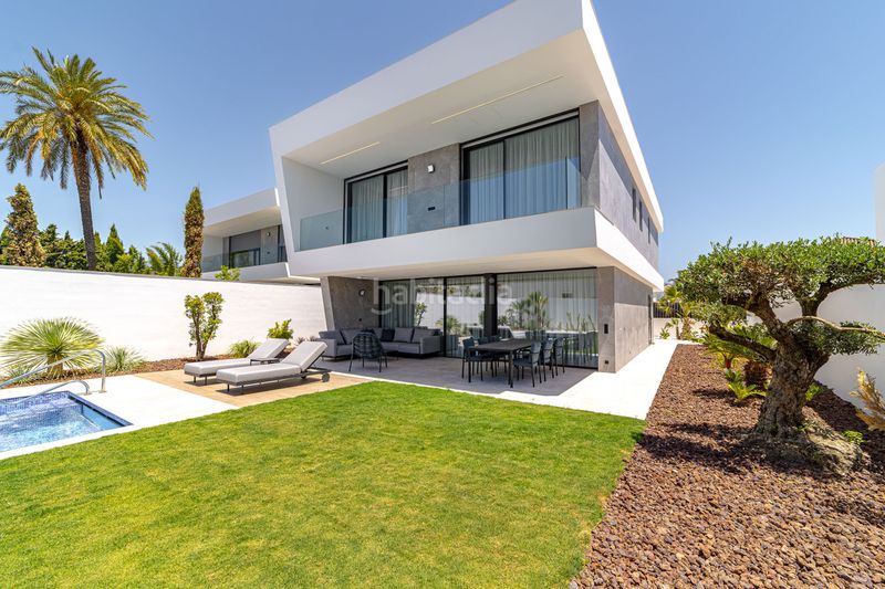 Foto e43ee287-7701-412c-90a6-a10895799888. Casa a Nueva Alcántara Marbella