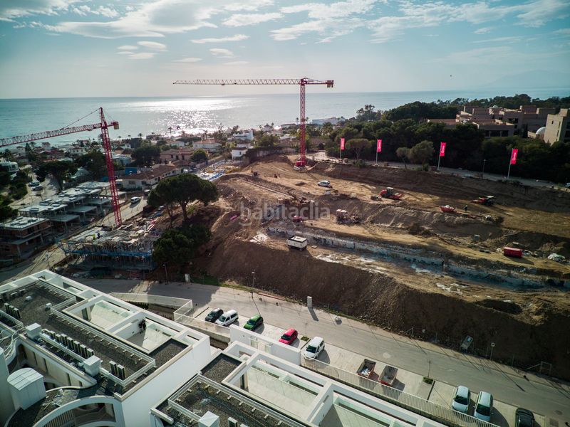 Foto 3f088faa-3231-4b72-ba16-f6e93ec126dc. Casa adossada a Real de Zaragoza Marbella