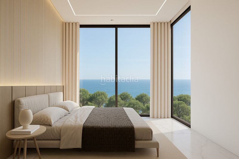 Foto 8f4d66c8-731c-4dd3-90c8-273ae7065b9f. Casa amb aparcament a Las Flores Mijas