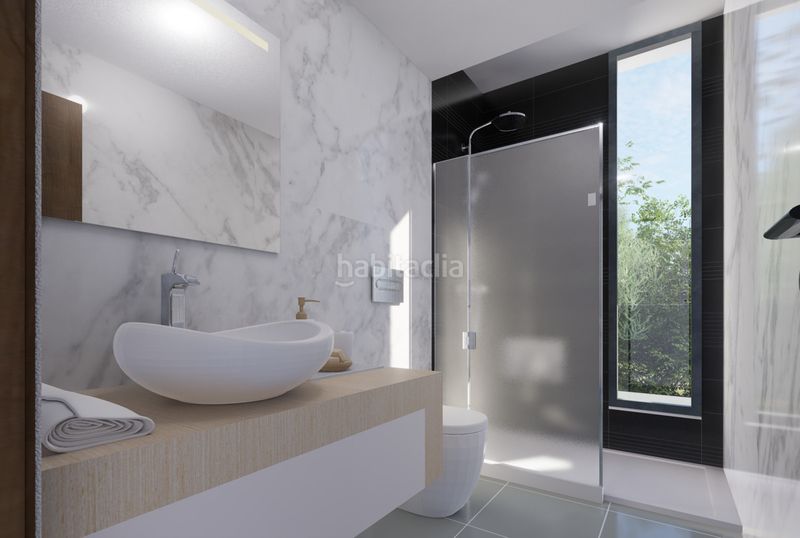 Foto e9e645e2-1ef4-48b9-89f7-adde1f64d7cf. Casa amb aparcament a Las Flores Mijas