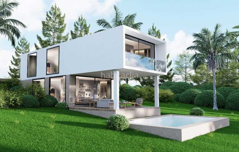 Foto a49a7be7-4f5c-4874-a12e-486ceaf1900a. Casa en Estepona golf Estepona