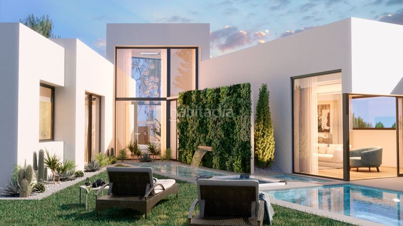 Foto 42a0e0be-3efe-4ff6-b58e-d87c79e936c5. Casa en Marbesa Marbella