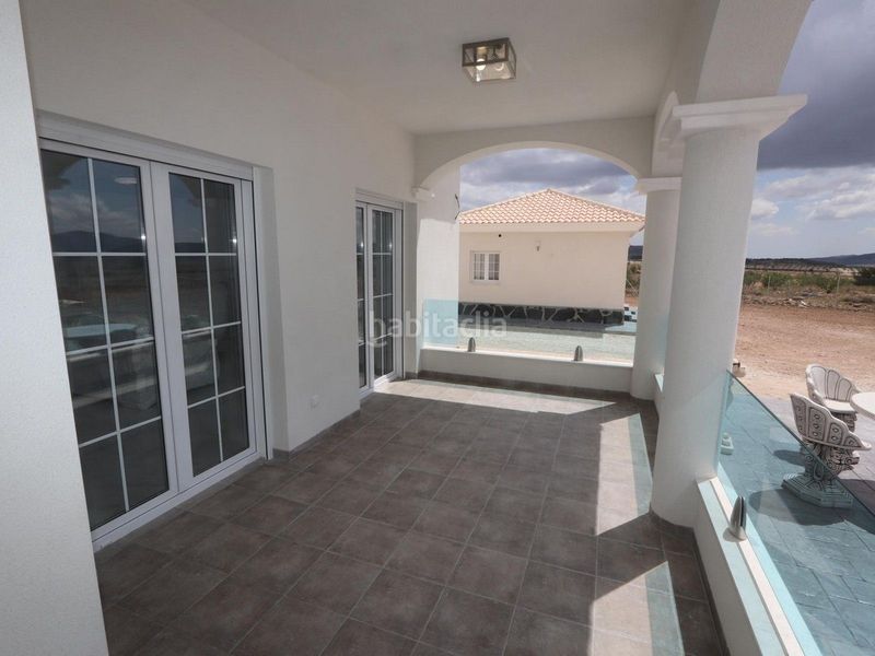 Foto 09e0f135-4106-48ff-aae0-545d122e1be4. Casa amb aparcament a Pinoso
