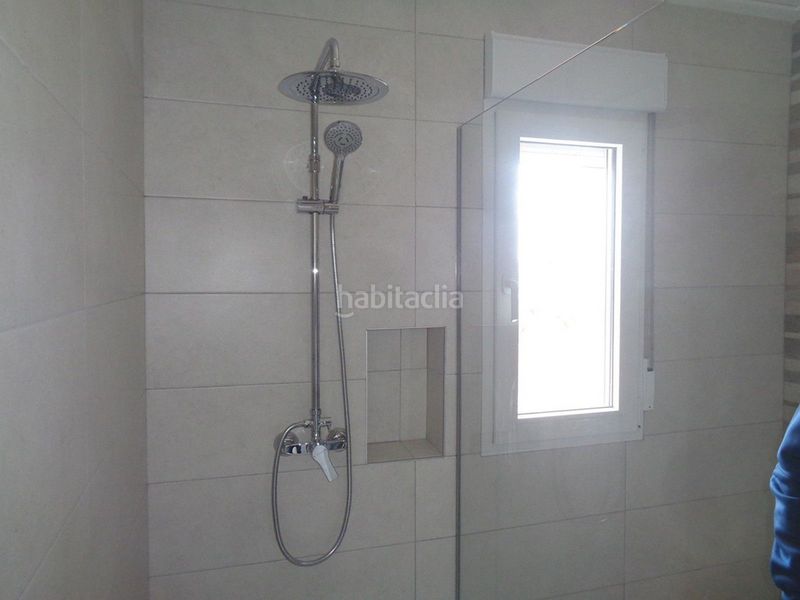 Foto 0a7cbe45-0efb-4b63-893c-60ff6218e788. Casa amb aparcament a Pinoso