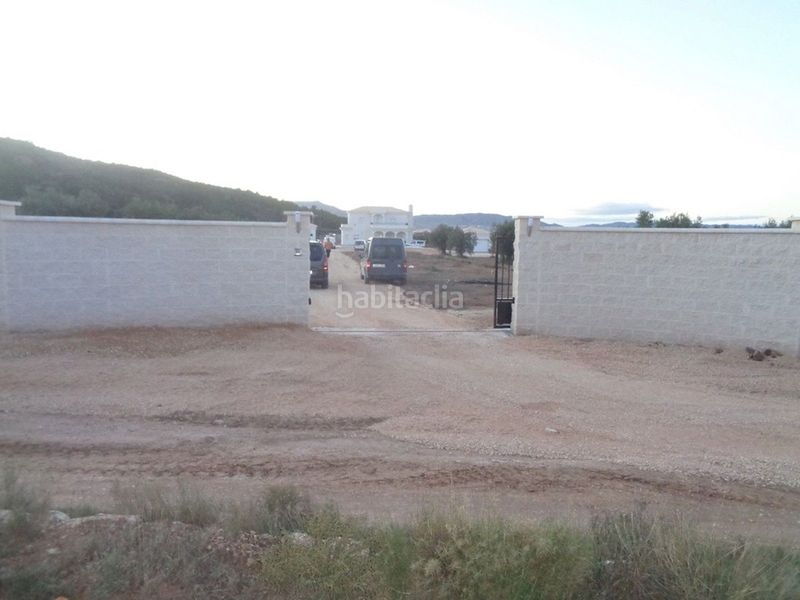 Foto 45e8fcc1-c954-40b7-ad68-39ea55ab7276. Casa amb aparcament a Pinoso