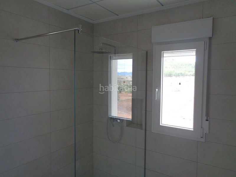 Foto d1f52e20-4abc-47a2-876a-fc415cfe555a. Casa amb aparcament a Pinoso