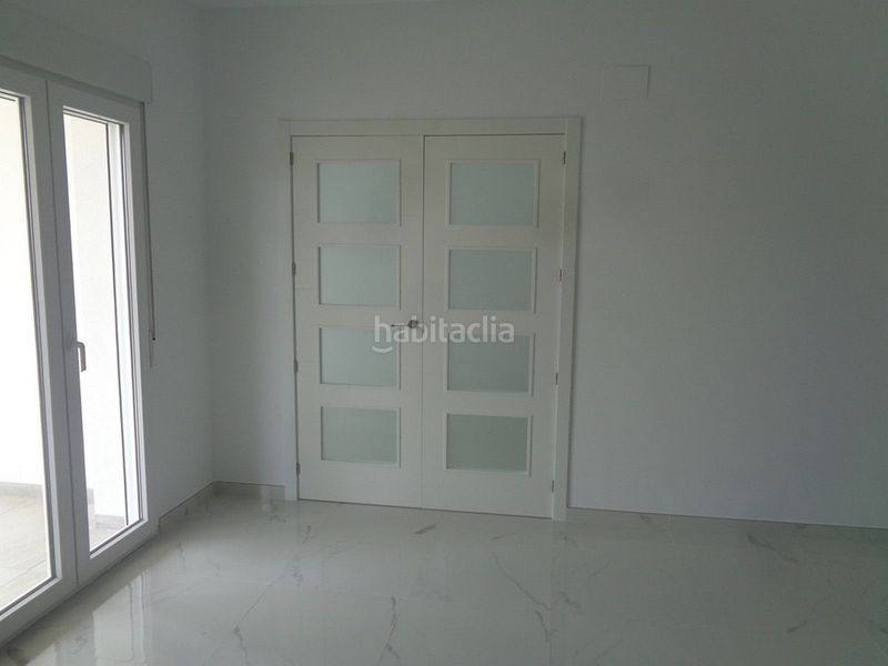 Foto f92be795-2558-4374-8218-8279c2be244d. Casa amb aparcament a Pinoso