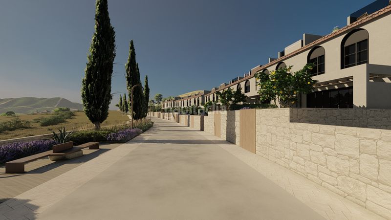 Foto ca8f97e4-8141-417e-a948-65850bc8752a. Casa adossada a Guaro