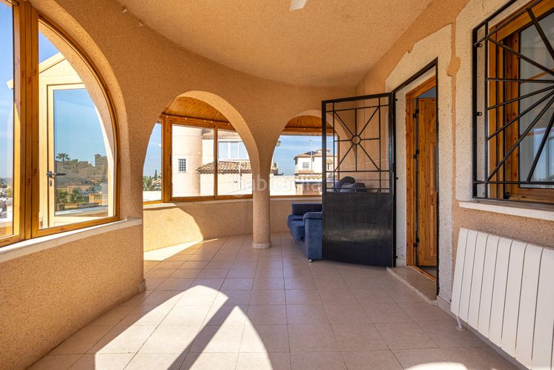 Foto 2dcd0862-57c7-4bf4-a991-01fdaeeadf36. Casa amb aparcament a Benijófar