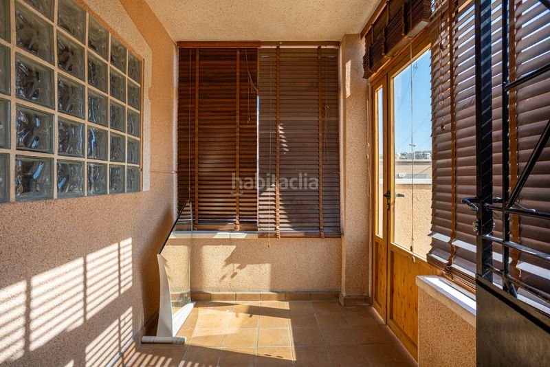 Foto cee5c515-730e-4813-870e-07d4e0f1a8ec. Casa amb aparcament a Benijófar