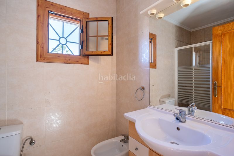 Foto e5ca426e-f28f-43ed-b8d4-3f97c568427e. Casa amb aparcament a Benijófar