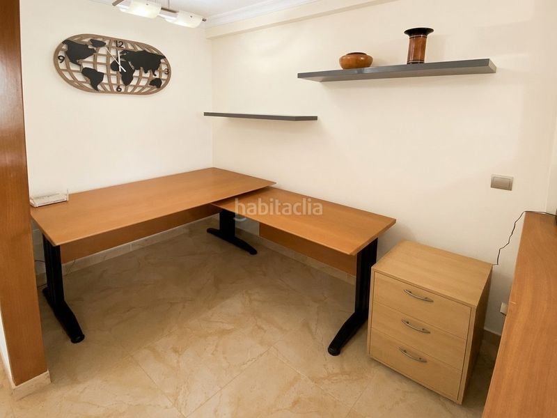 Foto 2514f423-2eea-478e-bb6f-ae9a2cc0406e. Apartament amb aparcament a Las Flores Mijas