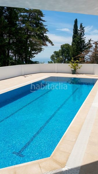 Foto 3fc0464b-ae65-41c7-8818-1966940ece56. Casa amb aparcament a Las Flores Mijas