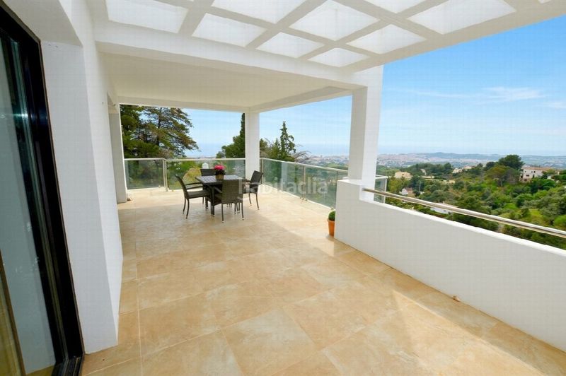 Foto fe7d25b1-36fb-4bb1-bf6a-b6844c2cde02. Casa amb aparcament a Las Flores Mijas