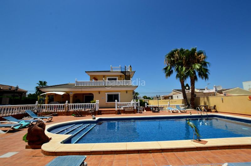 Foto 83da9e4e-0b3f-4513-93ad-d548aeca802c. Casa amb aparcament piscina a El Molino Torrevieja