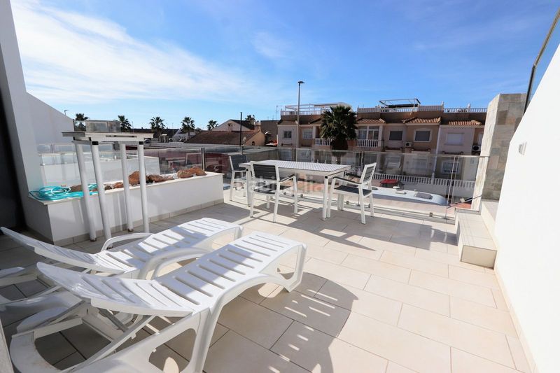 Foto 18ae1773-fe22-4cc6-a91c-6f6f653689b1. Casa amb aparcament piscina a Centro Alcázares (Los)