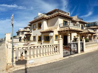 Casa adossada a Lomas de Cabo Roig - Los Dolses