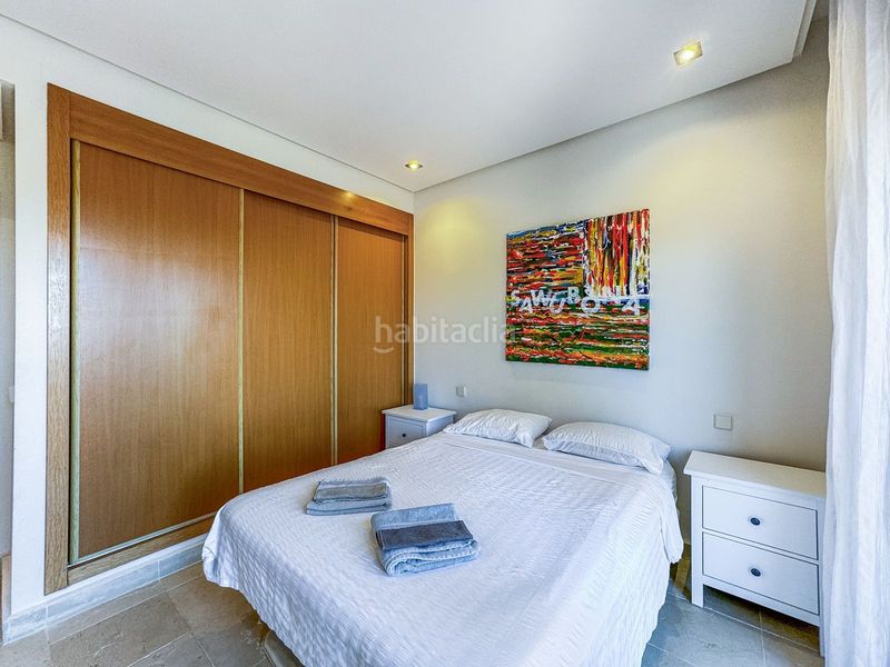 Foto 5df7ba3d-eaf2-4c8f-8ec0-aed45c57bc0e. Casa adossada amb piscina a Chullera Manilva