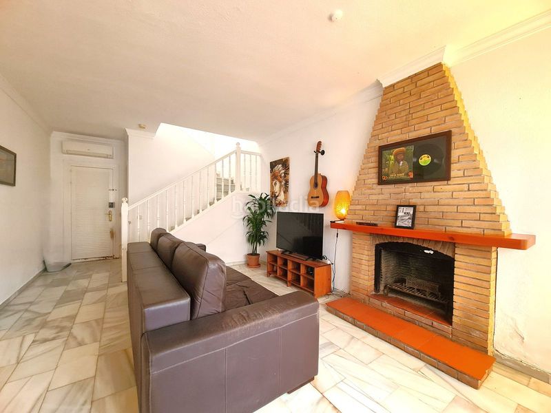 Foto a9521b6d-8129-4d83-837b-c07a852495cf. Casa adossada a La Duquesa Manilva